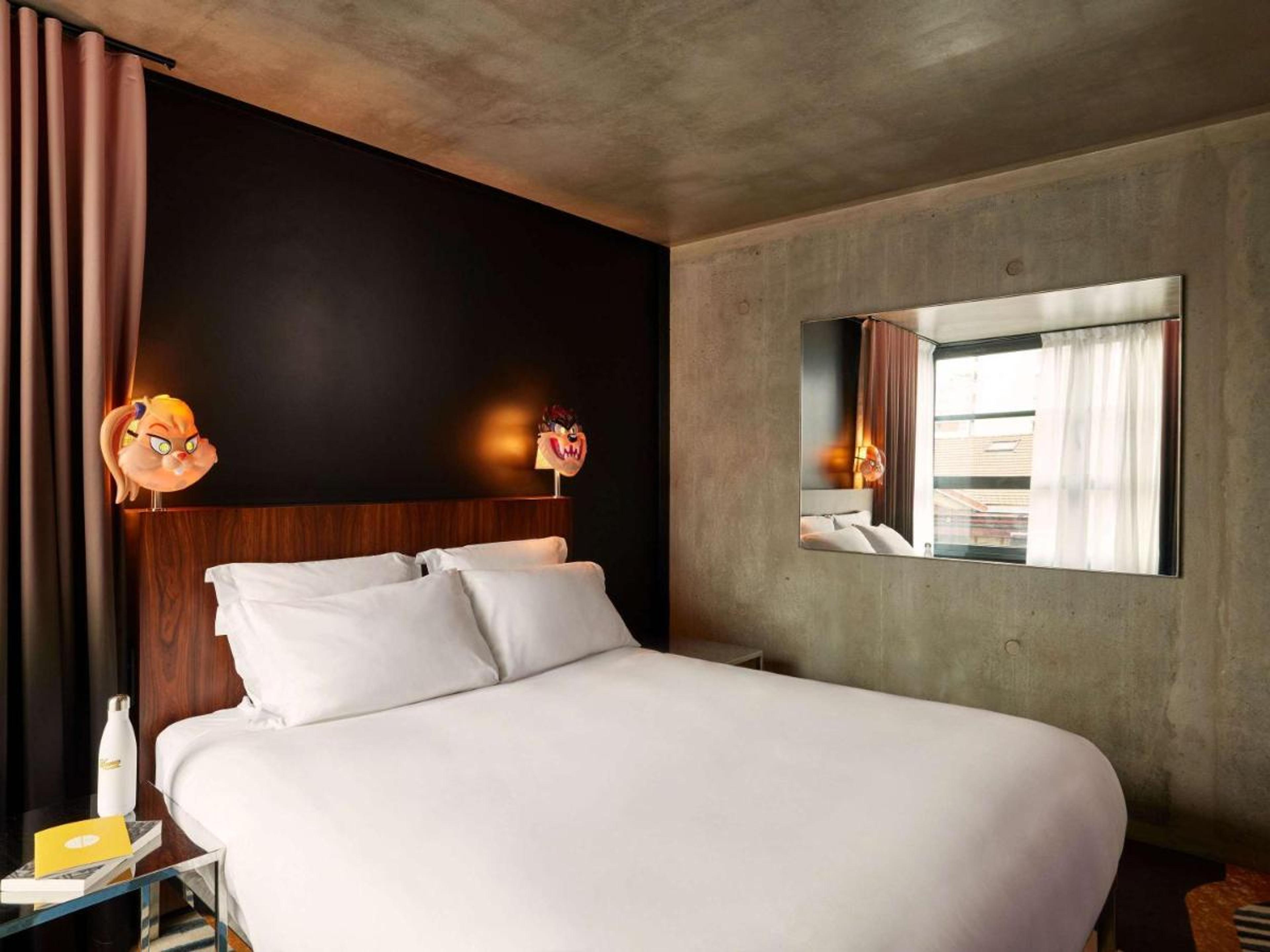 Paris- Main:  Mama Shelter (Paris East)